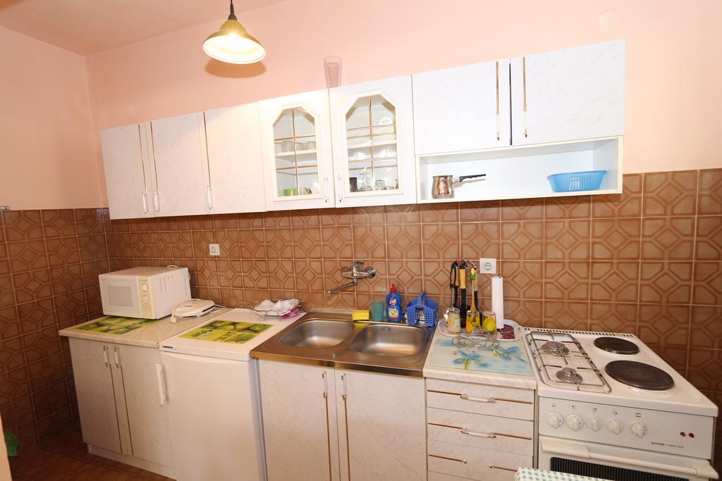 Apartments Antoneta Makarska Exterior photo