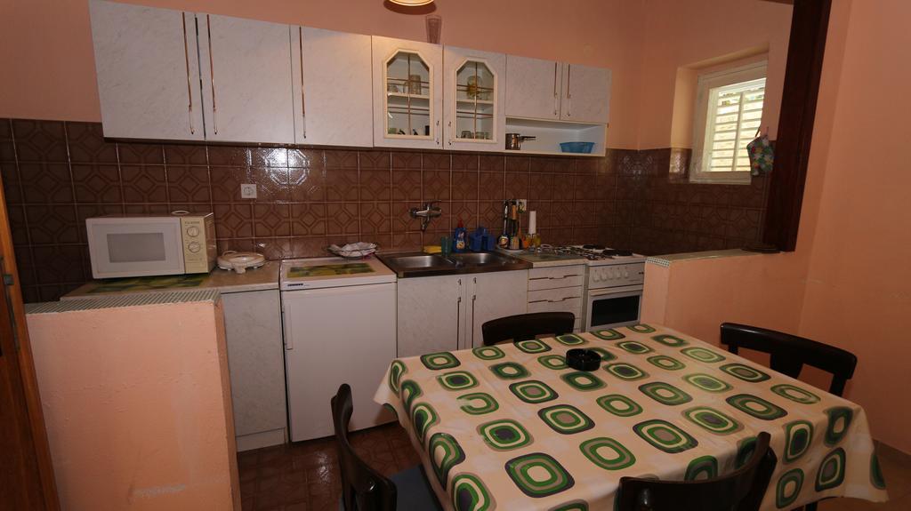 Apartments Antoneta Makarska Exterior photo